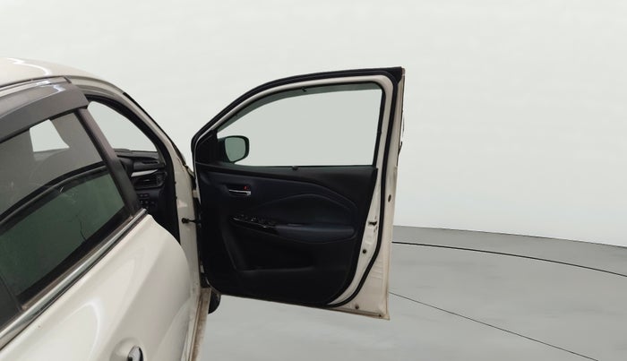 2024 Maruti Baleno ALPHA 1.2 AGS, Petrol, Automatic, 5,570 km, RHS Front Door