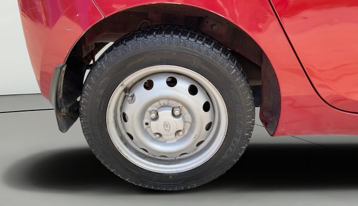 2018 Hyundai Eon ERA +, Petrol, Manual, 44,356 km, Right Rear Wheel