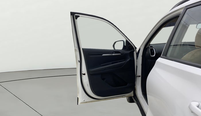 2022 KIA SONET HTK PLUS 1.2, Petrol, Manual, 1,47,370 km, LHS Front Door