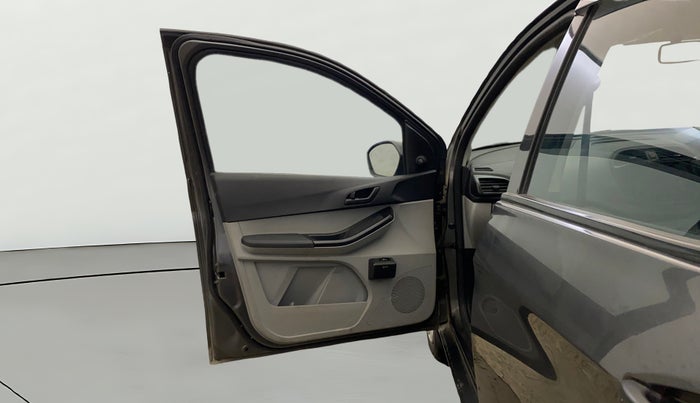 2021 Tata Tiago XE PETROL, Petrol, Manual, 24,131 km, LHS Front Door