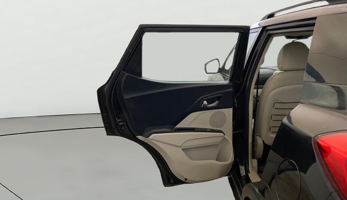 2020 Mahindra XUV300 W8 (O) 1.2 PETROL, Petrol, Manual, 44,951 km, LHS Rear Door
