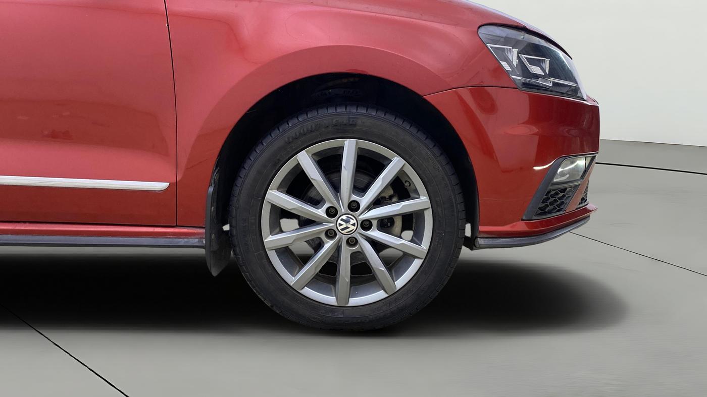 2019 Volkswagen Vento HIGHLINE PLUS 1.5 AT, Diesel, Automatic, 14,719 km, Right Front Wheel