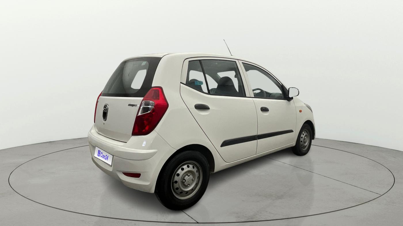 2015 Hyundai i10 MAGNA 1.1, Petrol, Manual, 43,974 km, Right Back Diagonal