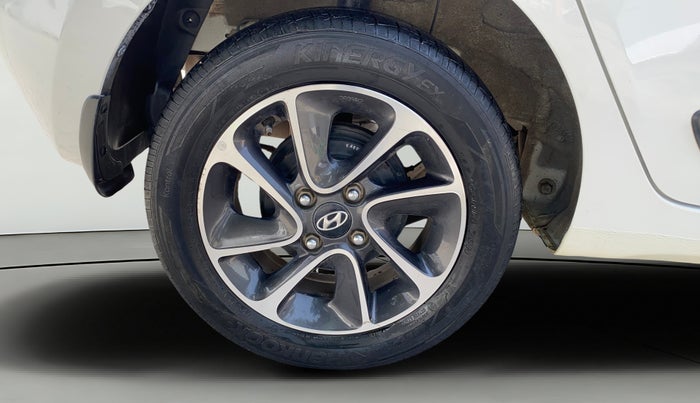 2019 Hyundai Grand i10 SPORTZ AT 1.2 KAPPA VTVT, Petrol, Automatic, 32,552 km, Right Rear Wheel