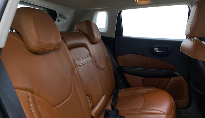 2018 Jeep Compass LONGITUDE 2.0 DIESEL, Diesel, Manual, 59,384 km, Right Side Rear Door Cabin