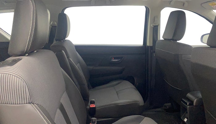 2024 Maruti XL6 ZETA AT, Petrol, Automatic, 9,643 km, Right Side Rear Door Cabin