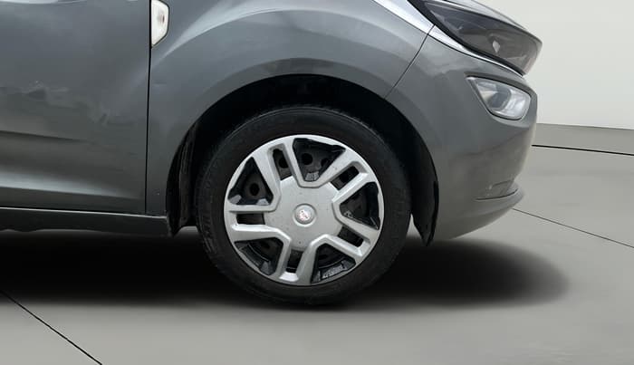 2022 Tata ALTROZ XT PETROL, Petrol, Manual, 72,429 km, Right Front Wheel