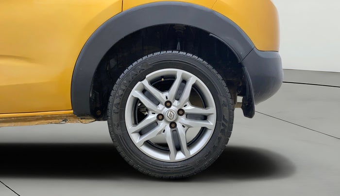 2019 Renault TRIBER RXZ, Petrol, Manual, 81,825 km, Left Rear Wheel