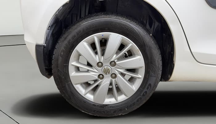2016 Maruti Swift ZXI, Petrol, Manual, 65,319 km, Right Rear Wheel