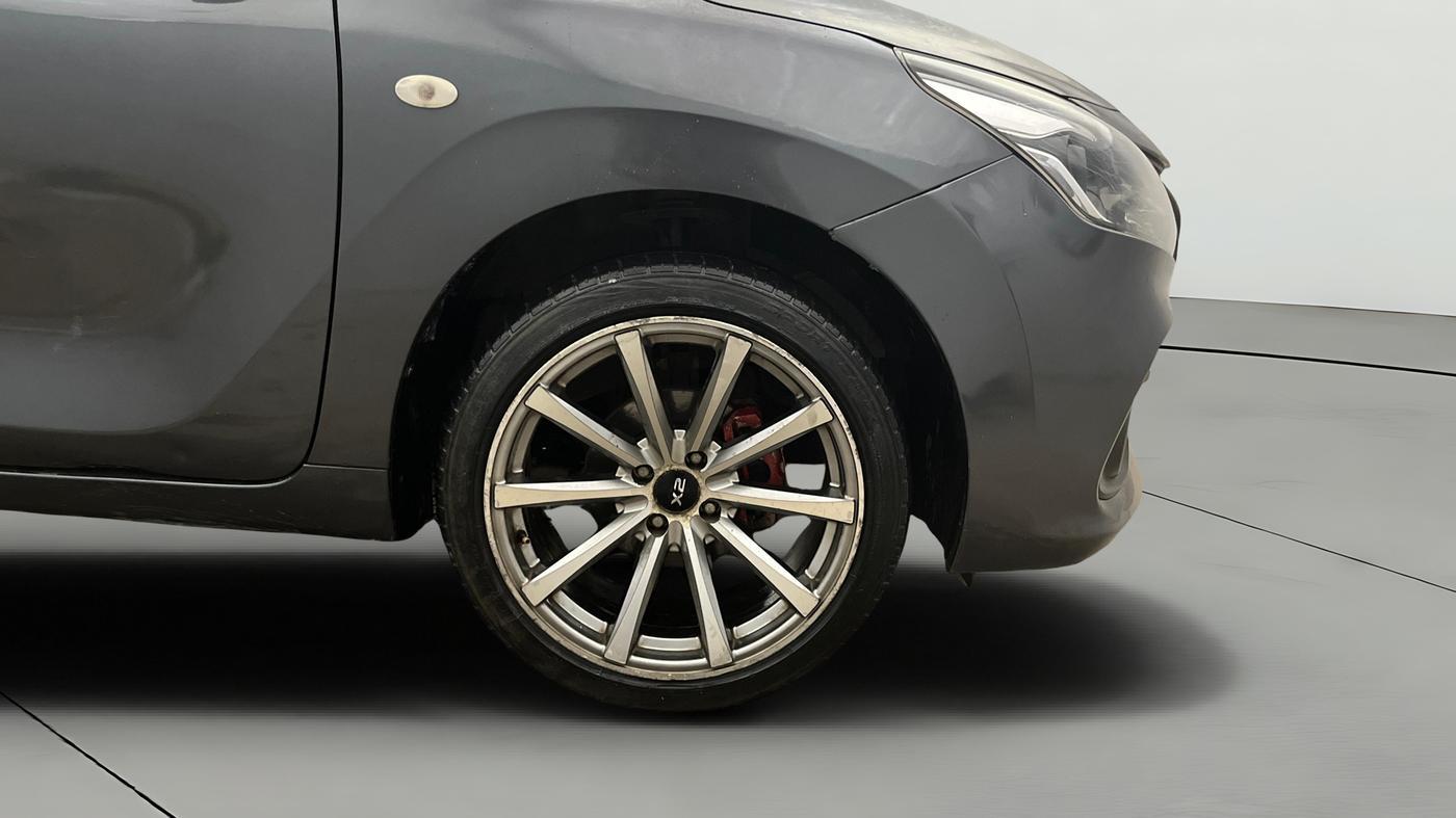 2023 Maruti Baleno SIGMA PETROL 1.2, Petrol, Manual, 41,157 km, Right Front Wheel