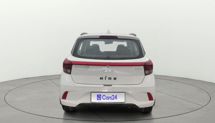 2024 Hyundai GRAND I10 NIOS SPORTZ AMT 1.2 KAPPA VTVT, Petrol, Automatic, 42,465 km, Back/Rear