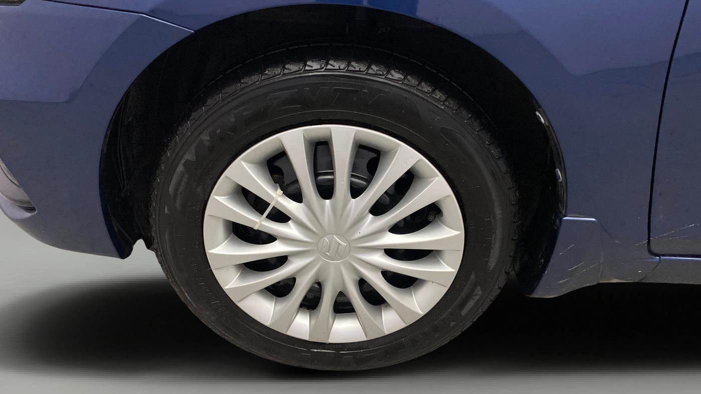 2021 Maruti Ciaz SIGMA 1.5 SHVS MT  PETROL, Petrol, Manual, 31,012 km, Left Front Wheel