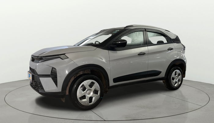 2024 Tata NEXON Pure S 1.2 iCNG, CNG, Manual, 27,432 km, Left Front Diagonal