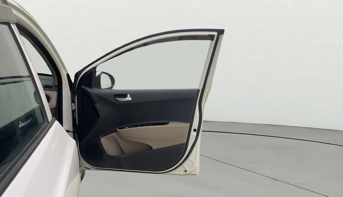 2018 Hyundai Grand i10 SPORTZ 1.2 KAPPA VTVT, Petrol, Manual, 32,564 km, RHS Front Door