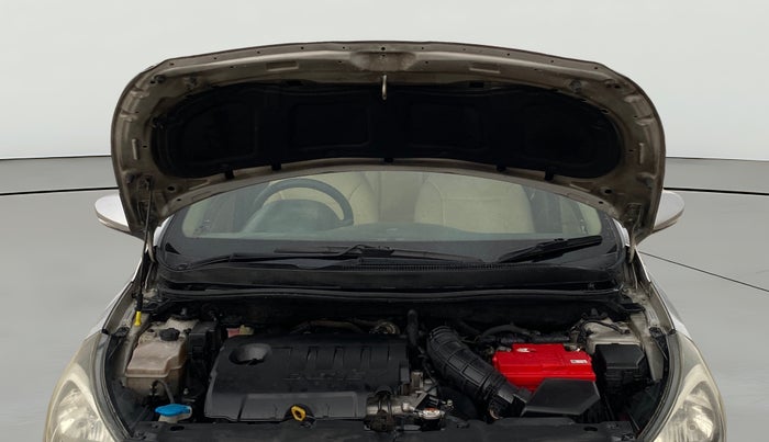 2013 Hyundai Verna FLUIDIC 1.6 CRDI SX, Diesel, Manual, 96,358 km, Open Bonet