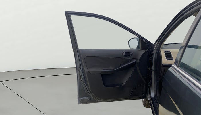 2015 Tata Zest XMS PETROL, Petrol, Manual, 1,27,331 km, LHS Front Door