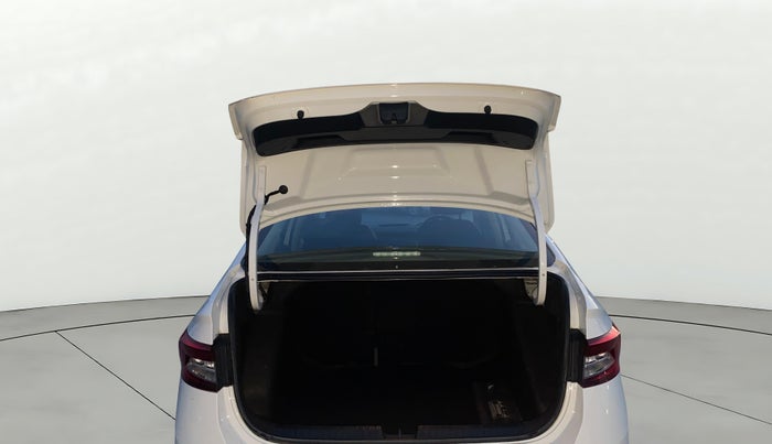 2023 Skoda SLAVIA STYLE 1.0L TSI MT, Petrol, Manual, 27,635 km, Boot Door Open