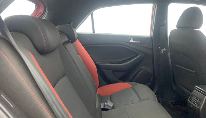 2019 Hyundai i20 Active 1.2 SX, Petrol, Manual, 66,527 km, Right Side Rear Door Cabin