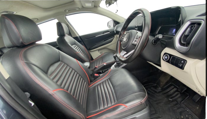 2020 KIA SONET HTX 1.0 IMT, Petrol, Manual, 74,360 km, Right Side Front Door Cabin