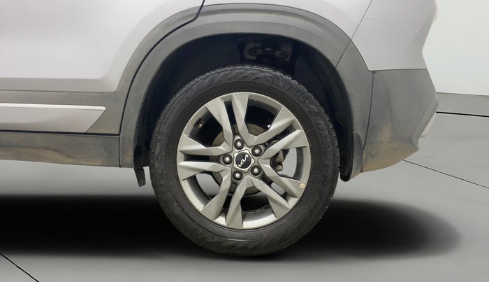 2022 KIA SELTOS HTX IVT 1.5 PETROL, Petrol, Automatic, 31,509 km, Left Rear Wheel