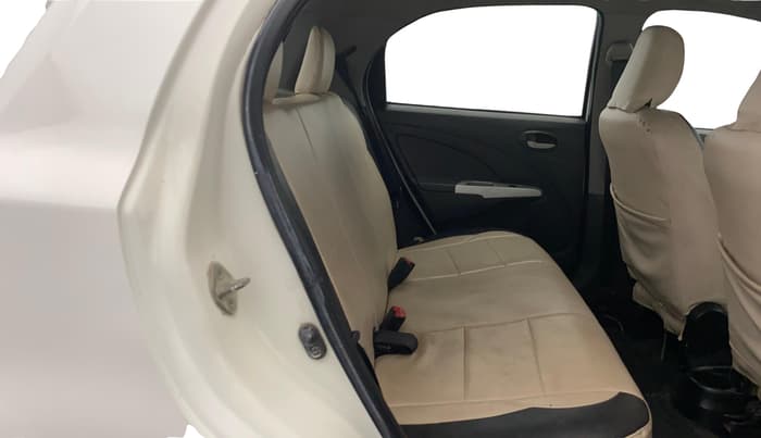 2013 Toyota Etios Liva TRD SPORTIVO PETROL, Petrol, Manual, 28,181 km, Right Side Rear Door Cabin