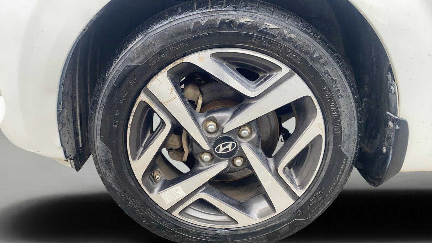 2023 Hyundai AURA SX 1.2, Petrol, Manual, 68,121 km, Left Front Wheel