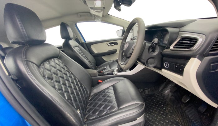 2022 Tata ALTROZ XZ PETROL, Petrol, Manual, 37,724 km, Right Side Front Door Cabin