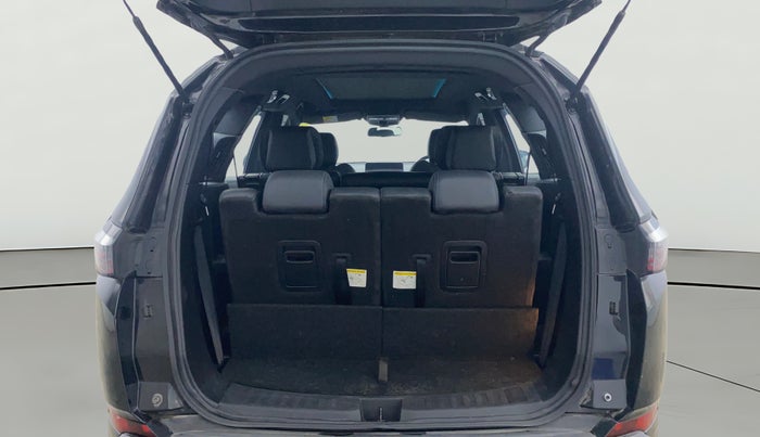 2023 Tata Safari XZA PLUS O DARK EDITION, Diesel, Automatic, 34,482 km, Boot Open Zoomed View