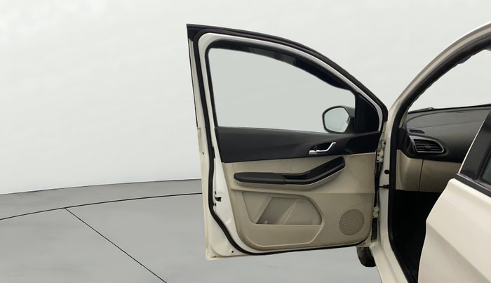 2022 Tata Tiago XZ PLUS CNG, CNG, Manual, 47,064 km, LHS Front Door