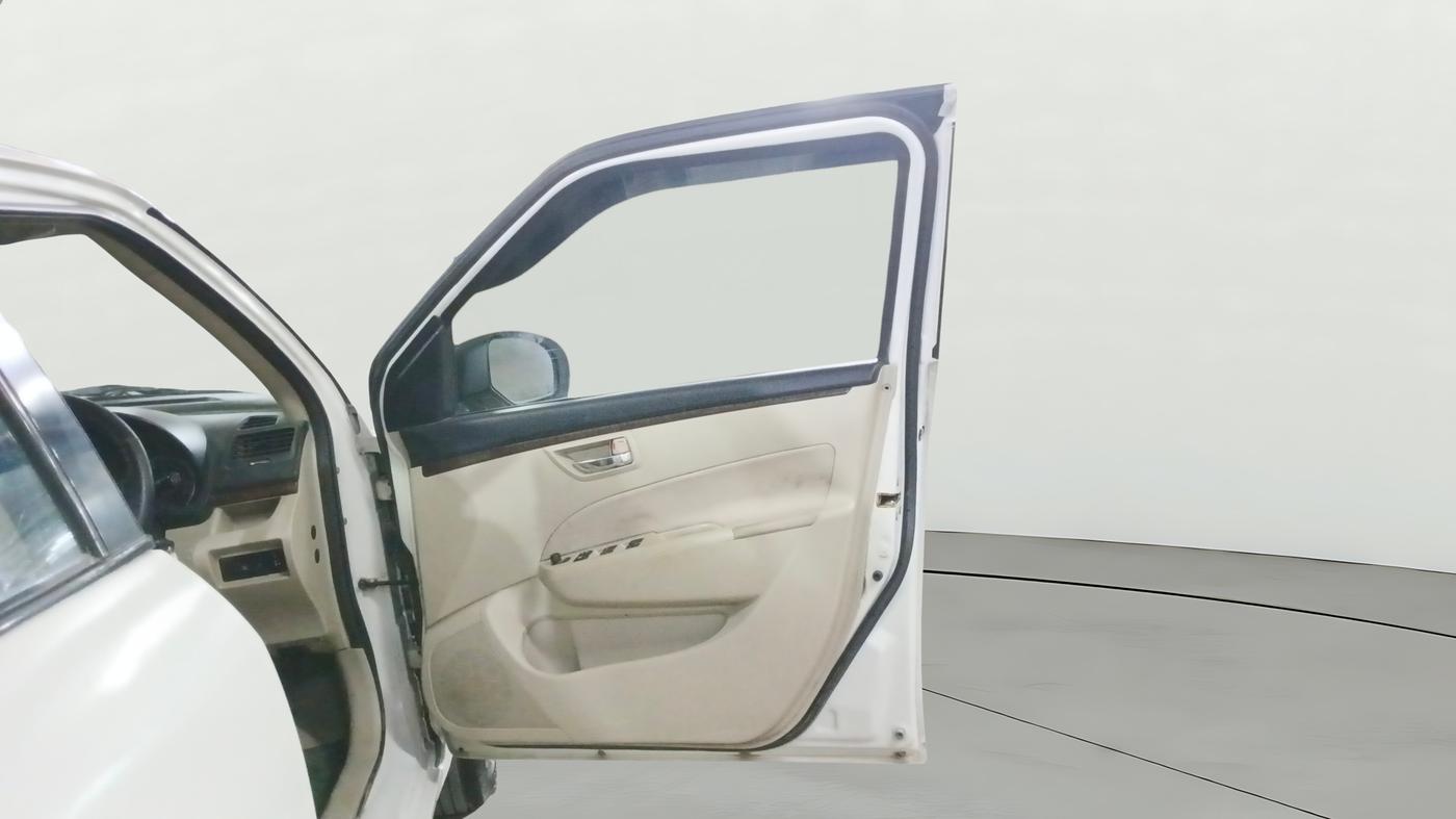 2014 Maruti Swift Dzire VXI, Petrol, Manual, 83,299 km, RHS Front Door
