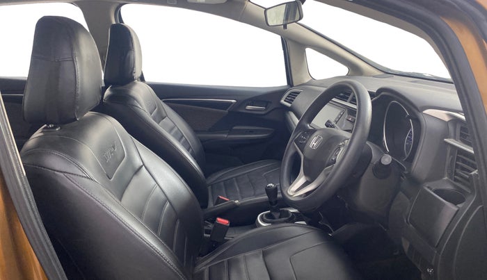 2018 Honda WR-V 1.5L I-DTEC VX MT, Diesel, Manual, 1,12,073 km, Right Side Front Door Cabin