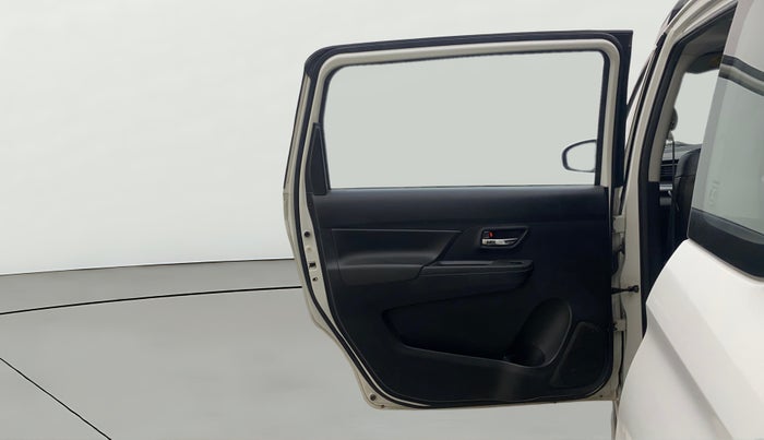 2020 Maruti XL6 ZETA MT, Petrol, Manual, 93,882 km, LHS Rear Door