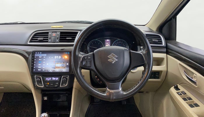 2017 Maruti Ciaz ZDI SHVS, Diesel, Manual, 68,320 km, Steering Wheel Close Up