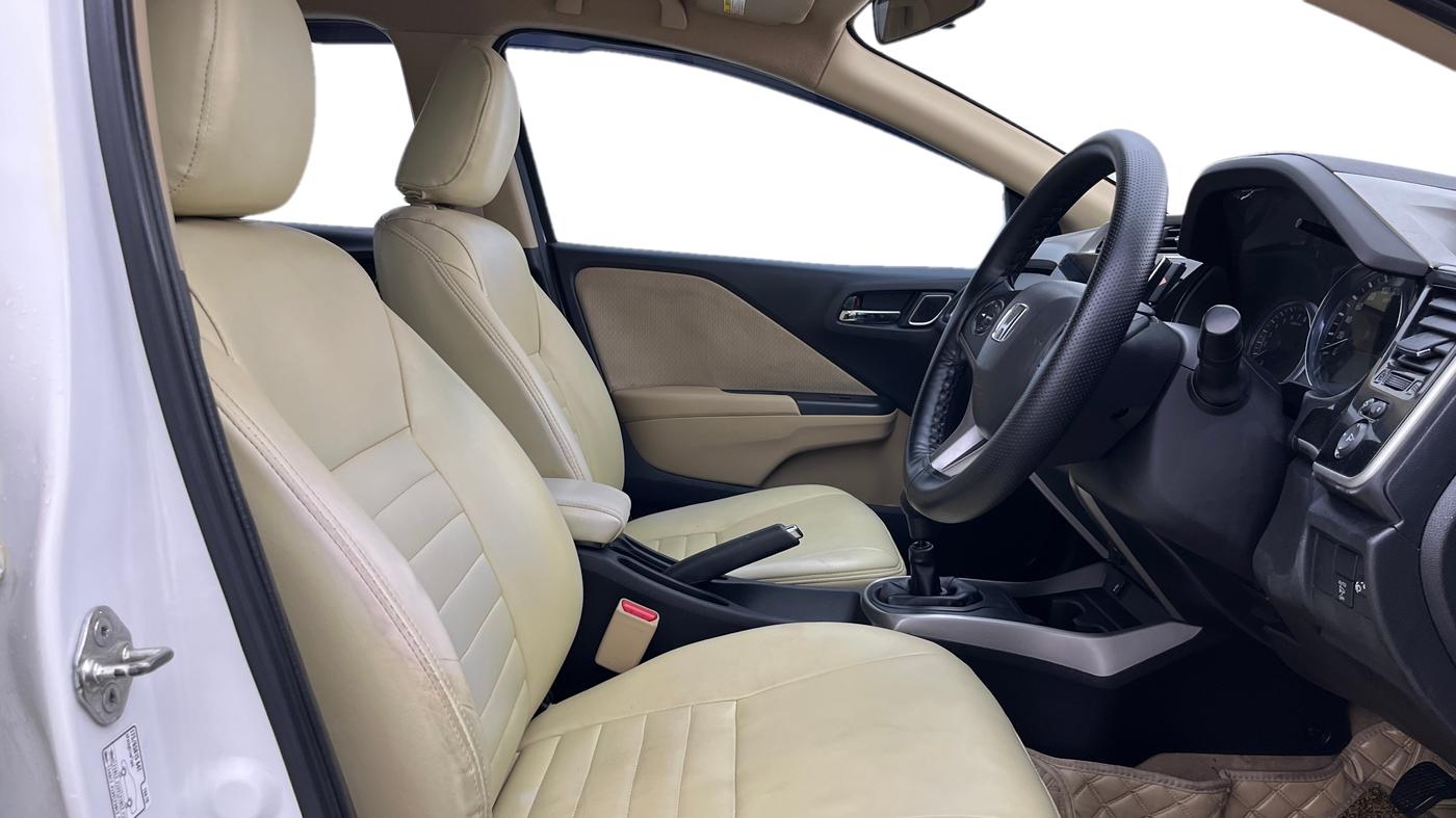 2017 Honda City 1.5L I-VTEC V MT, Petrol, Manual, 64,577 km, Right Side Front Door Cabin