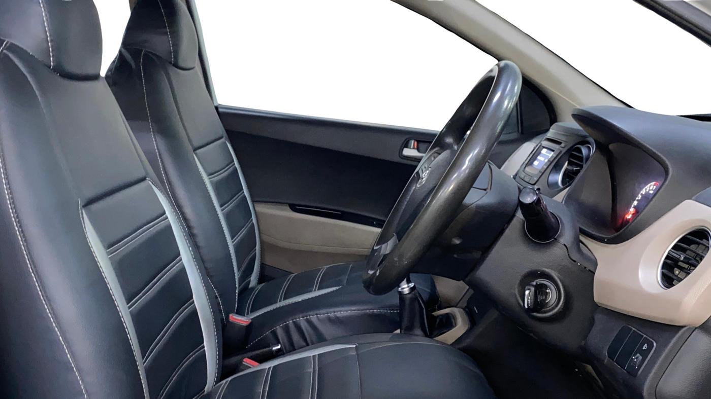 2014 Hyundai Xcent S (O) 1.2, Petrol, Manual, 79,559 km, Right Side Front Door Cabin