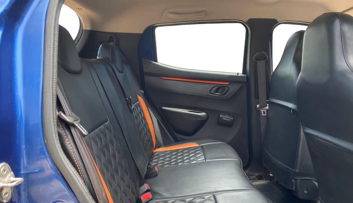 2018 Renault Kwid CLIMBER 1.0, Petrol, Manual, 62,319 km, Right Side Rear Door Cabin