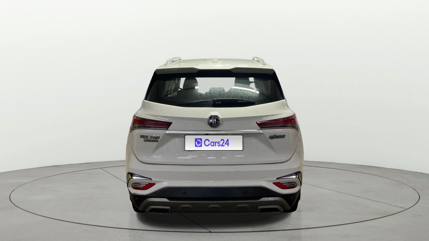 2021 MG HECTOR PLUS SUPER 1.5 PETROL TURBO HYBRID MT 7-STR, Petrol, Manual, 30,423 km, Back/Rear
