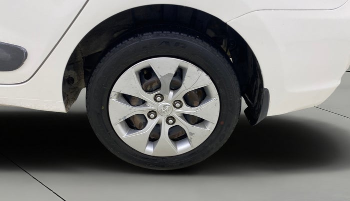 2016 Hyundai Xcent S 1.2, Petrol, Manual, 64,807 km, Left Rear Wheel