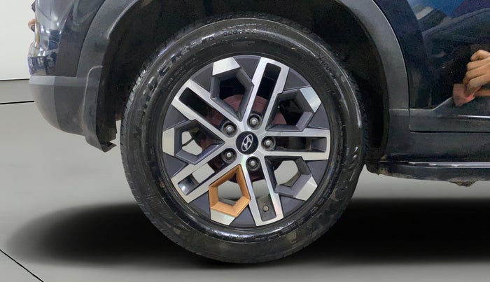 2023 Hyundai VENUE SX (O) 1.0 TURBO DCT, Petrol, Automatic, 15,243 km, Right Rear Wheel