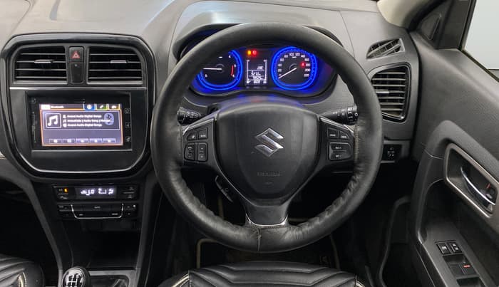 2017 Maruti Vitara Brezza ZDI PLUS, Diesel, Manual, 79,489 km, Steering Wheel Close Up