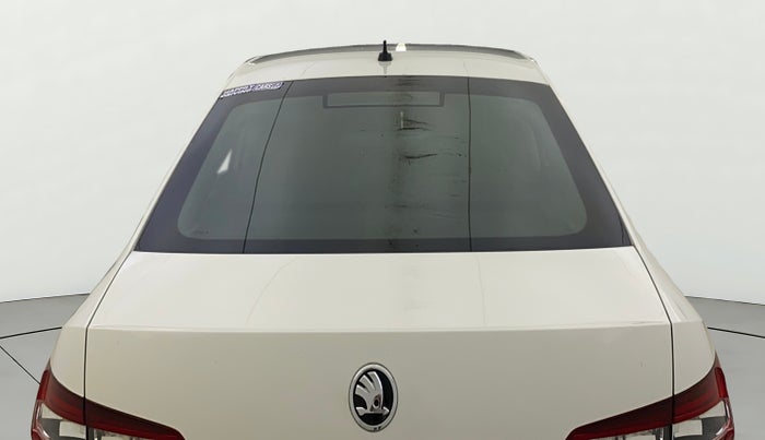 2019 Skoda Superb STYLE 1.8 TSI MT, Petrol, Manual, 50,278 km, Rear Windshield