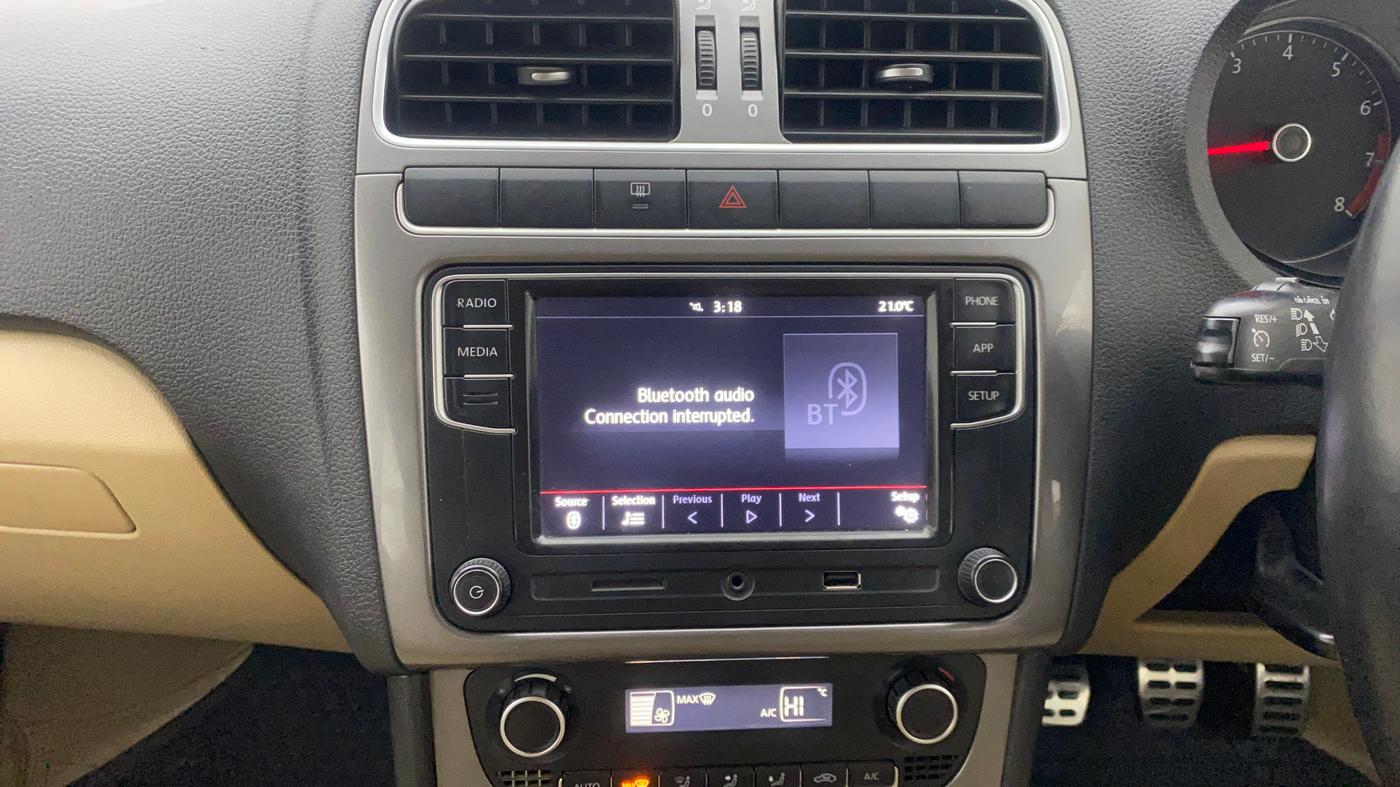 2018 Volkswagen Ameo HIGHLINE PLUS 1.0L 16 ALLOY, Petrol, Manual, 60,975 km, Air Conditioner