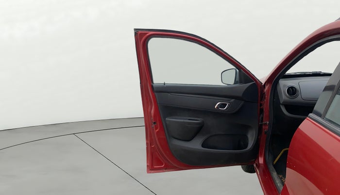 2019 Renault Kwid RXT 1.0, Petrol, Manual, 76,282 km, LHS Front Door