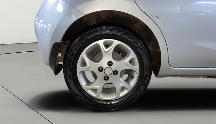 2015 Renault Pulse RXZ DIESEL, Diesel, Manual, 1,12,072 km, Right Rear Wheel