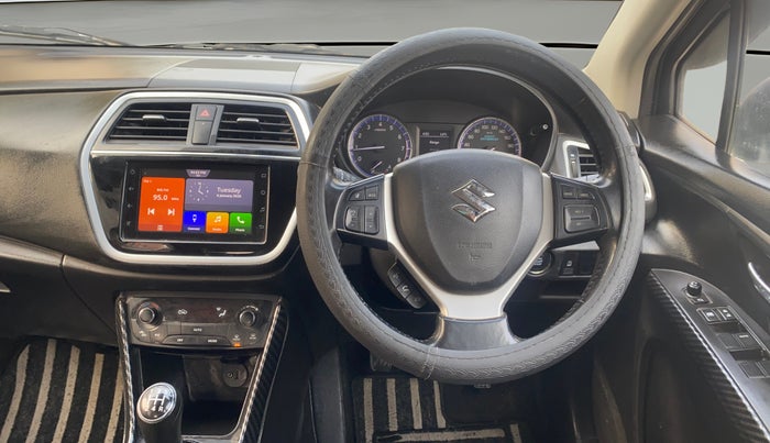 2022 Maruti S Cross ALPHA 1.5, Petrol, Manual, 47,877 km, Steering Wheel Close Up