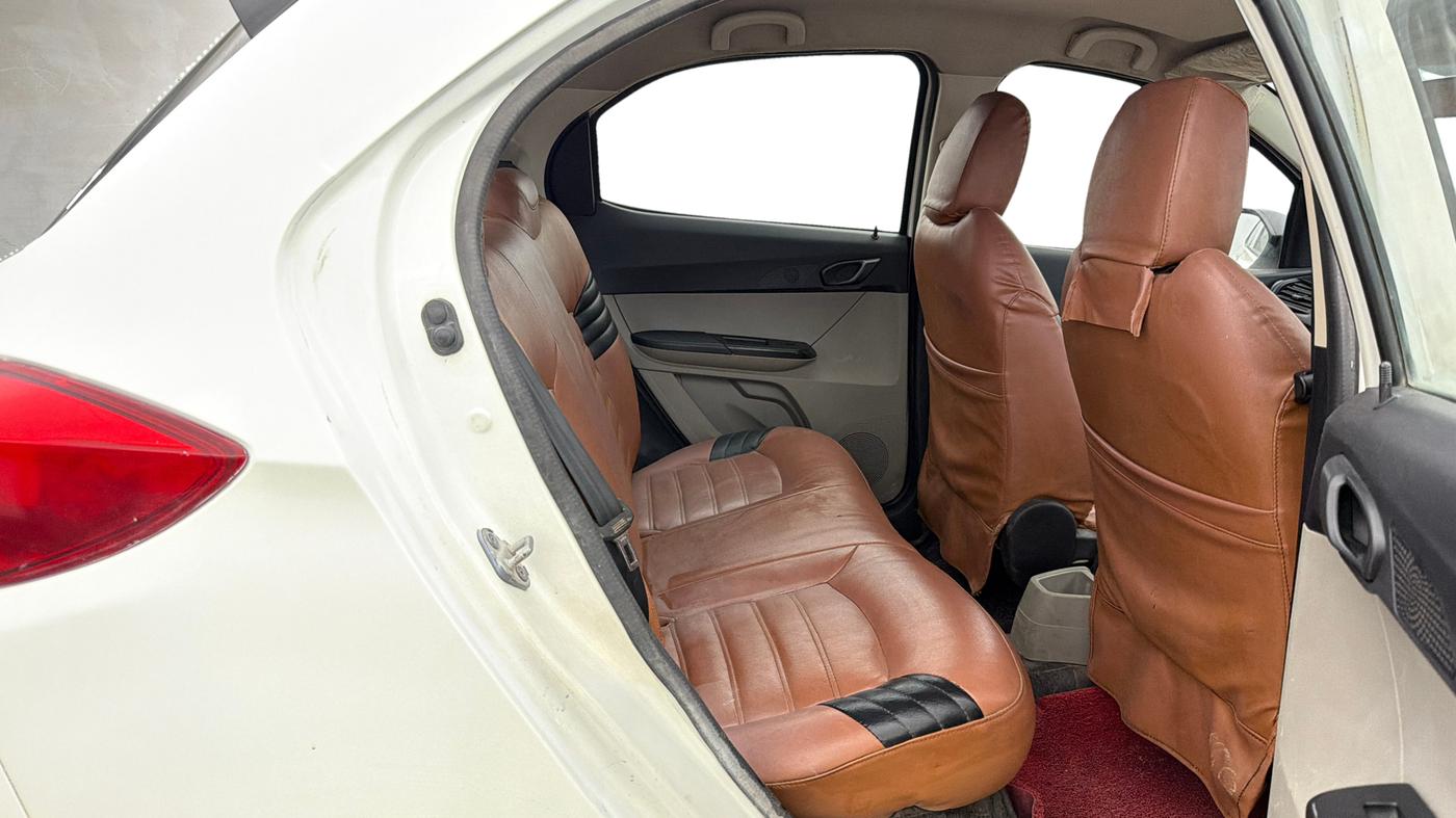 2019 Tata Tiago XZ PETROL, Petrol, Manual, 96,977 km, Right Side Rear Door Cabin