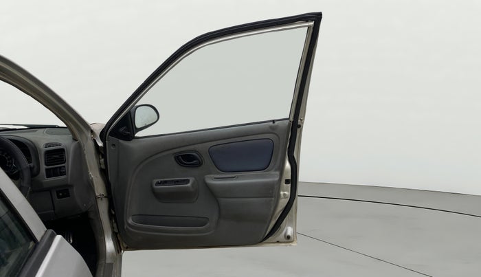 2014 Maruti Alto K10 VXI, Petrol, Manual, 75,907 km, RHS Front Door