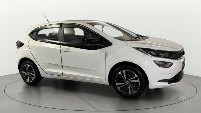 2024 Tata ALTROZ XZ CNG, CNG, Manual, 86,535 km, Right Front Diagonal