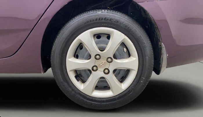 2012 Hyundai Verna FLUIDIC 1.6 VTVT EX, Petrol, Manual, 79,823 km, Left Rear Wheel