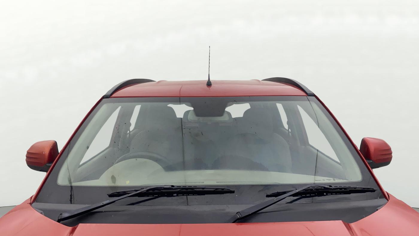 2016 Mahindra Kuv100 K6 PLUS D 5 STR, Diesel, Manual, 1,06,363 km, Front Windshield
